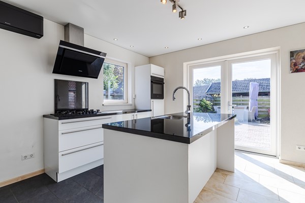 Medium property photo - Prinses Margrietstraat 10, 5991 XN Baarlo